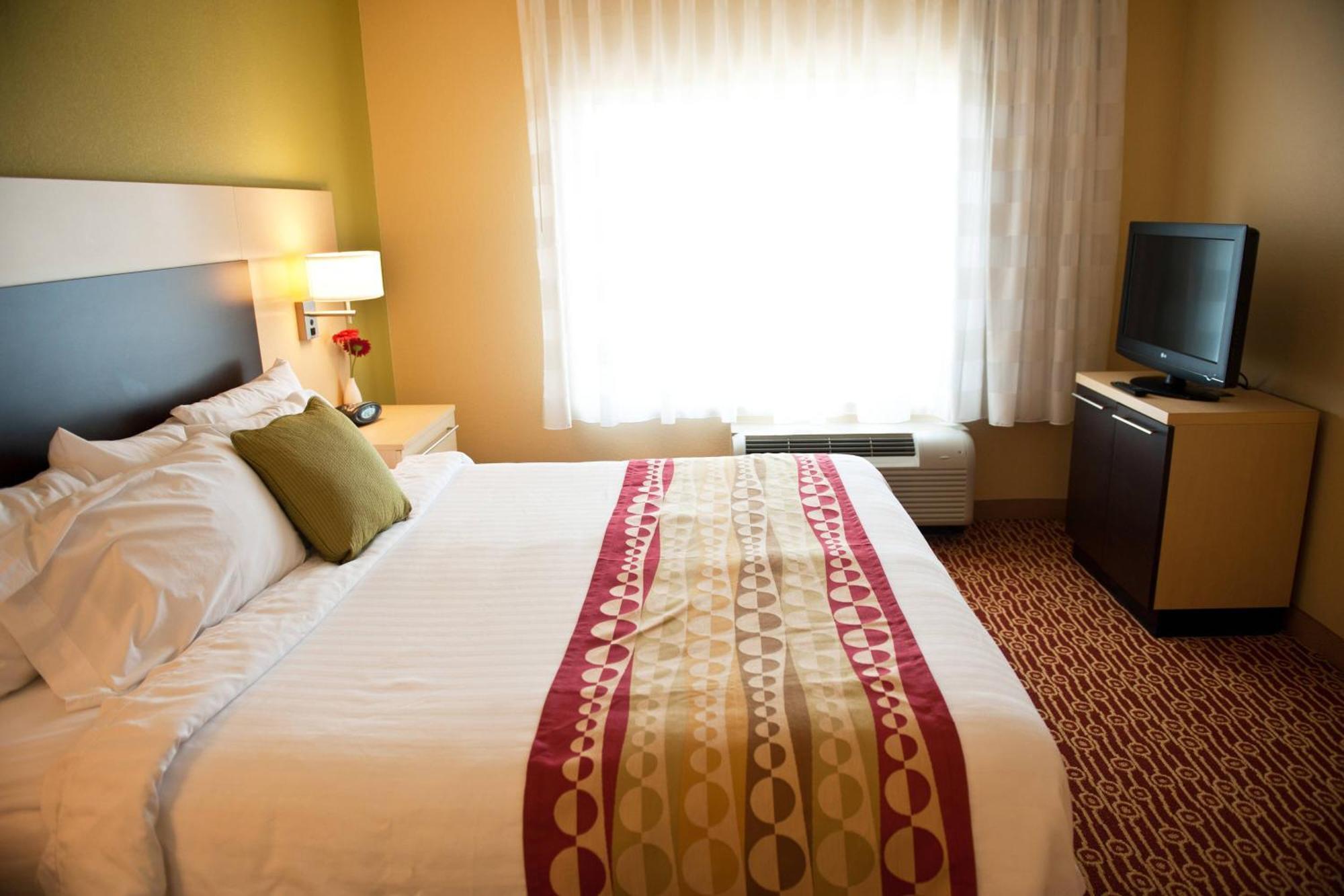 Towneplace Suites By Marriott Charlotte Mooresville Ngoại thất bức ảnh