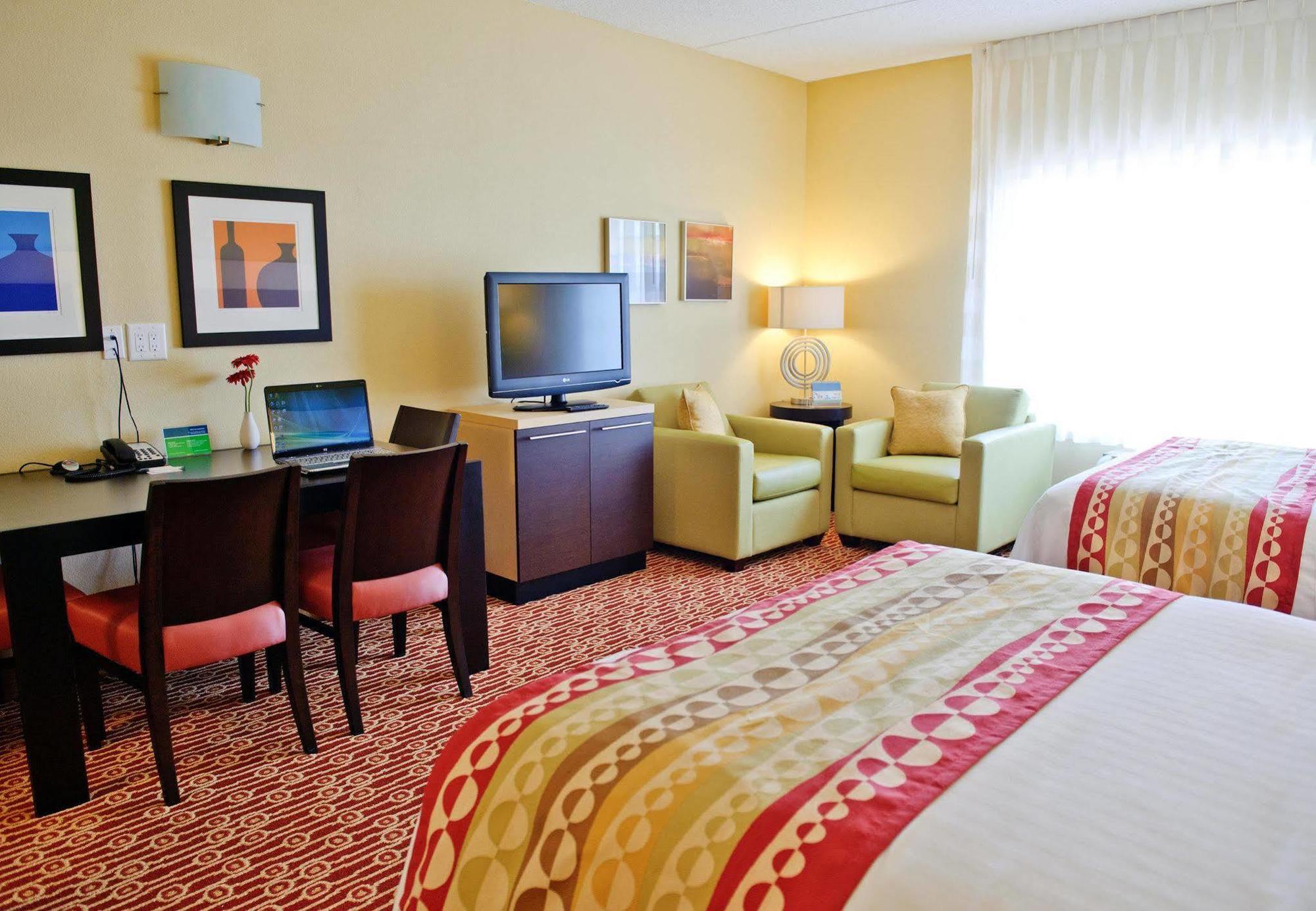 Towneplace Suites By Marriott Charlotte Mooresville Phòng bức ảnh